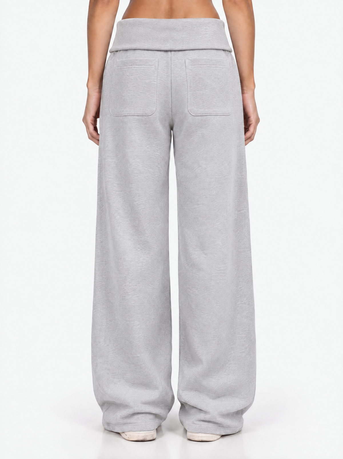 GREY FOLDED SWEATPANTS